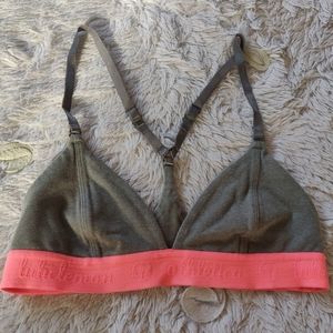 Lululemon triangle sports bra